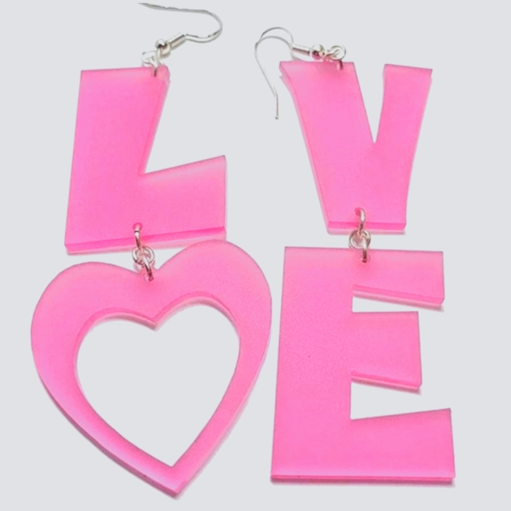 SALE! NWT.  L♡VE Earrings